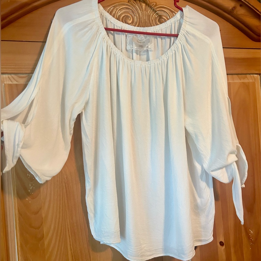 Cupio Cream Blouse with Tie Sleeves